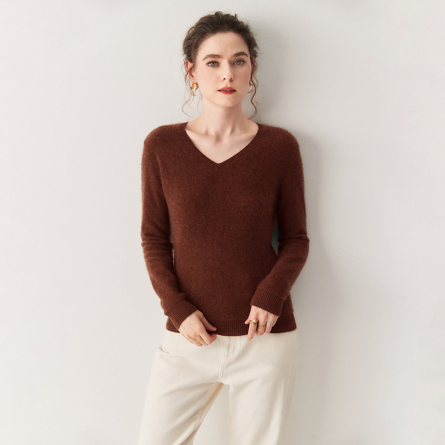 100% Cashmere V-Neck Sweater – Soft, Slimming, Commuter Essential - Sainiya Eco Wear