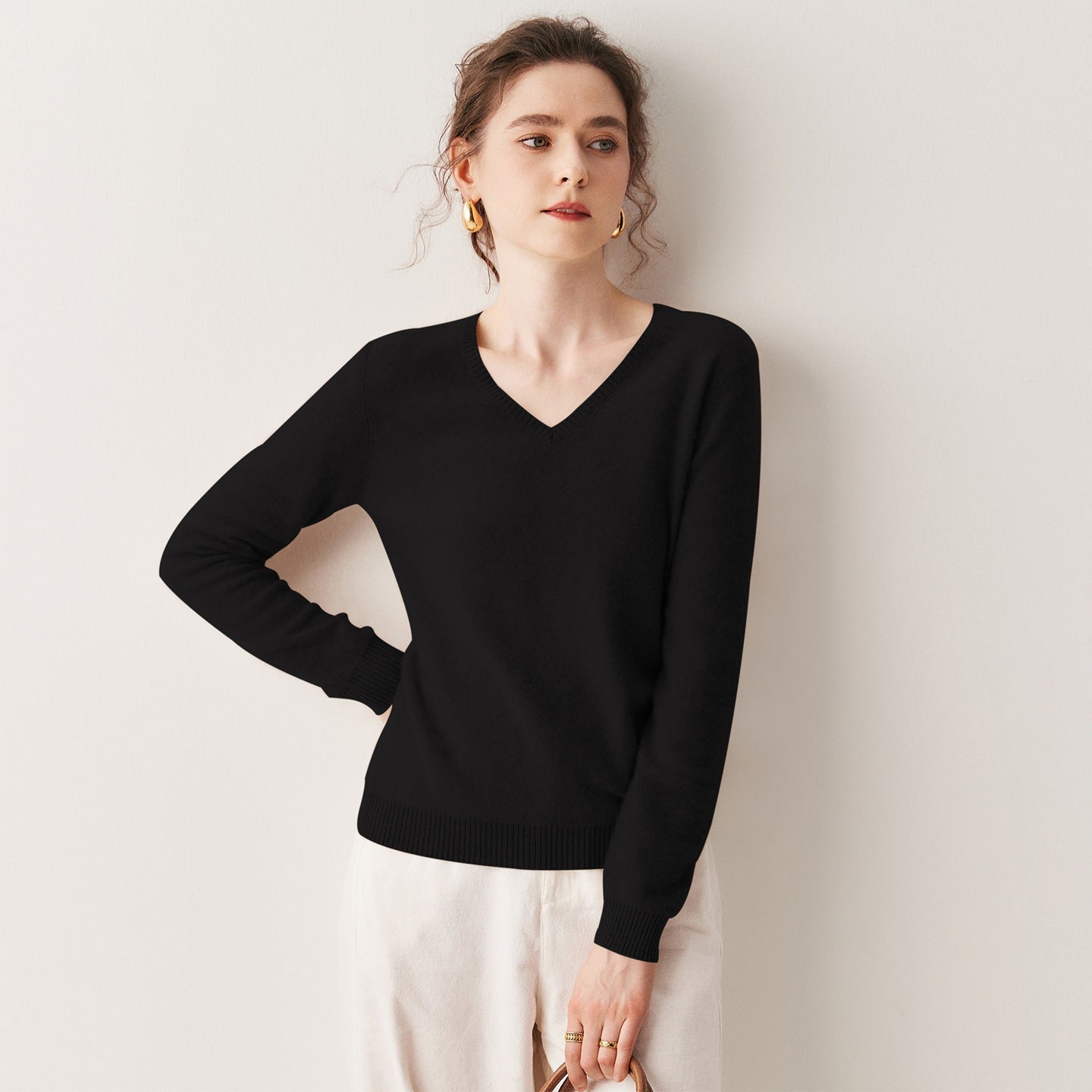 100% Cashmere V-Neck Sweater – Soft, Slimming, Commuter Essential - Sainiya Eco Wear