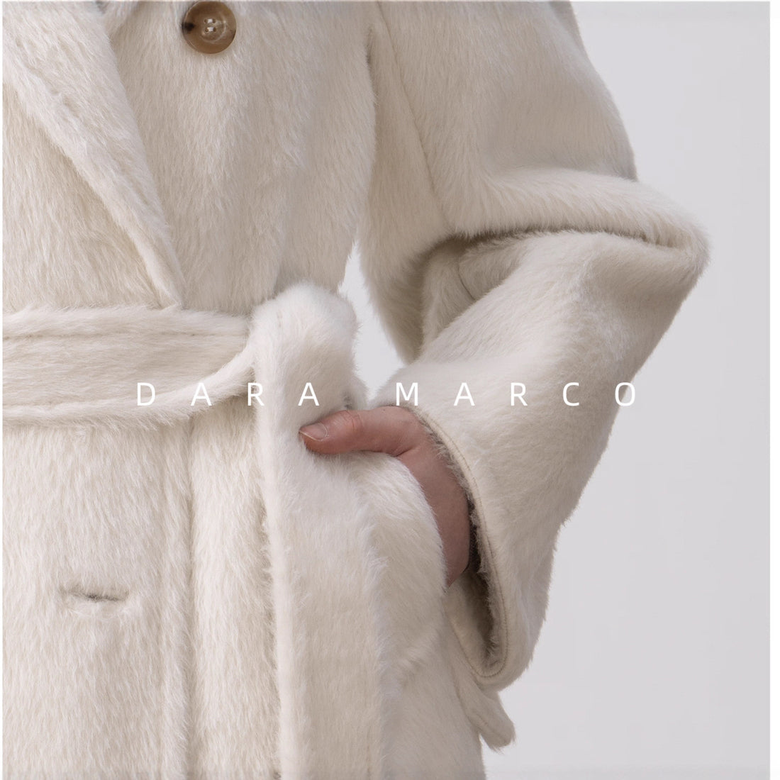 Luxury Alpaca-Wool Long Coat for Women | Warm, Textured & Elegant