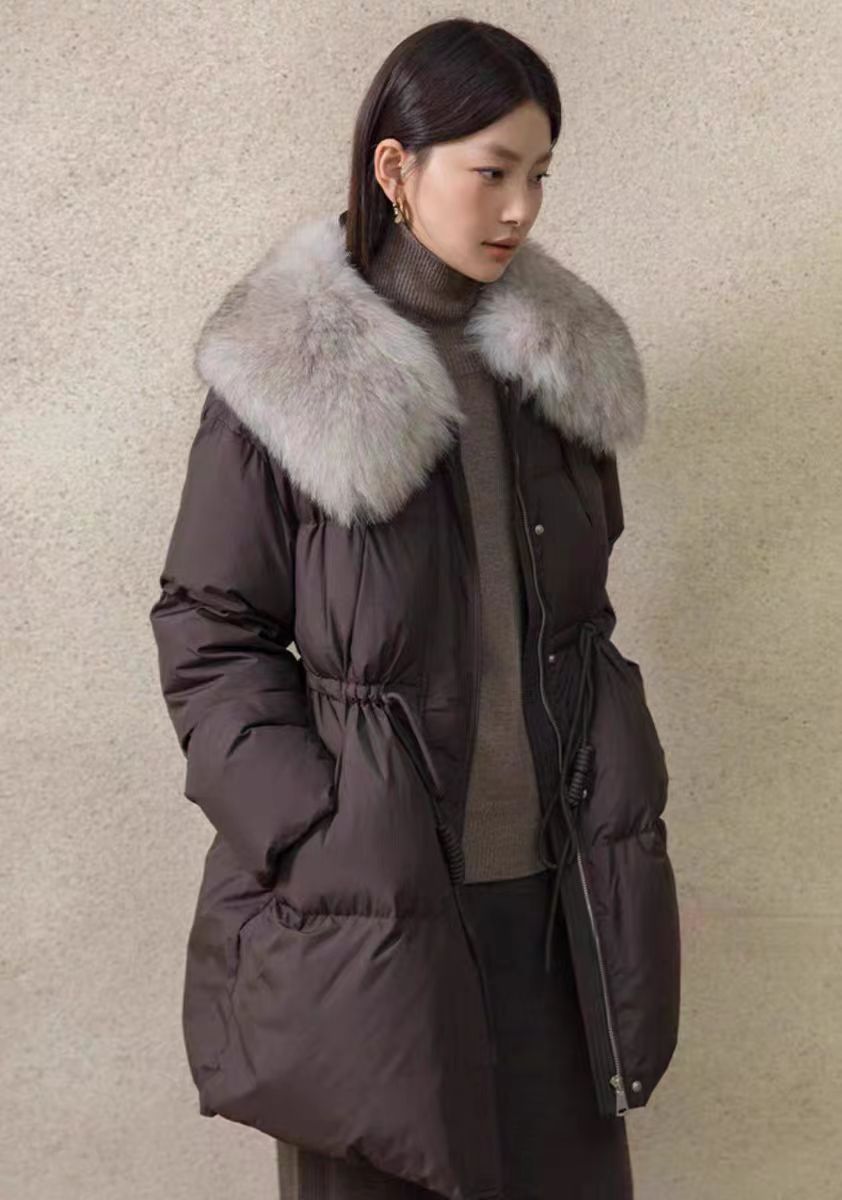 High-End Fox Fur Collar, Waist-Cinching, Mid-Length, White Duck Down