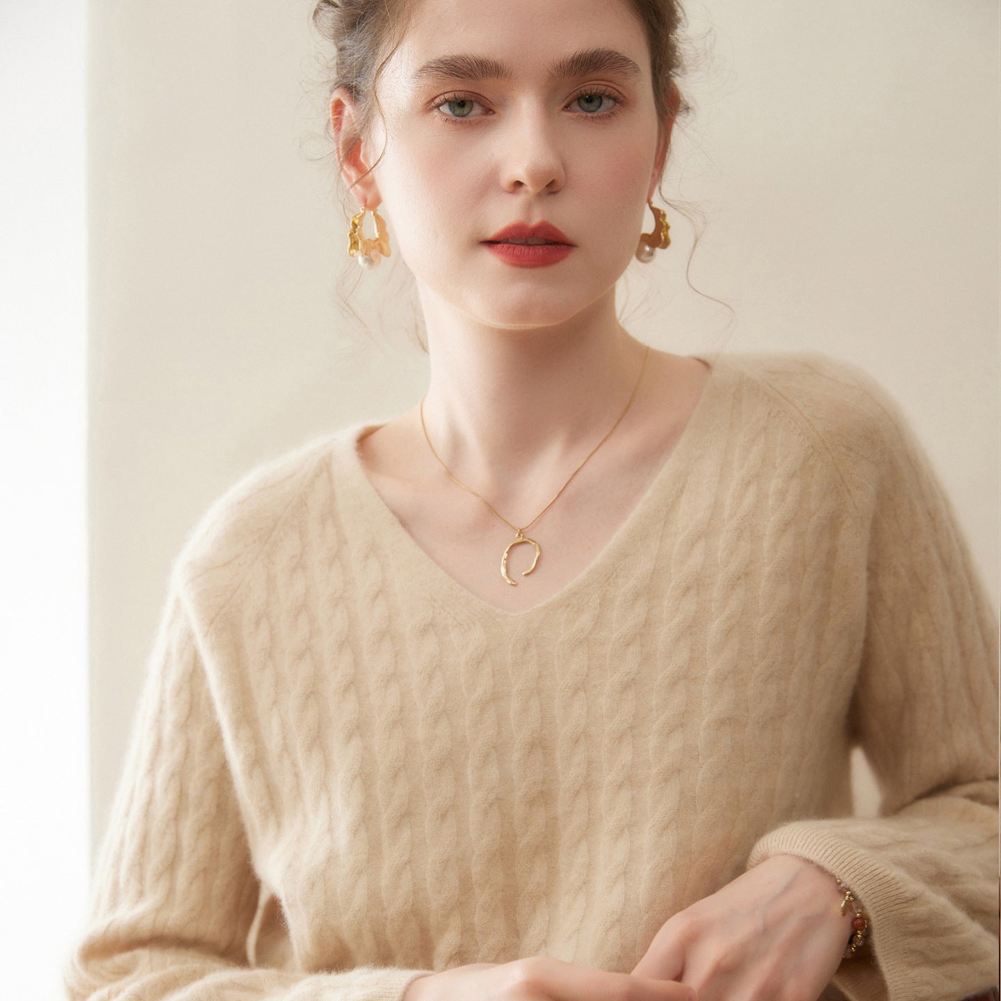 Cashmere V-Neck Women’s Sweater – 100% Pure Thickened Twist Knit