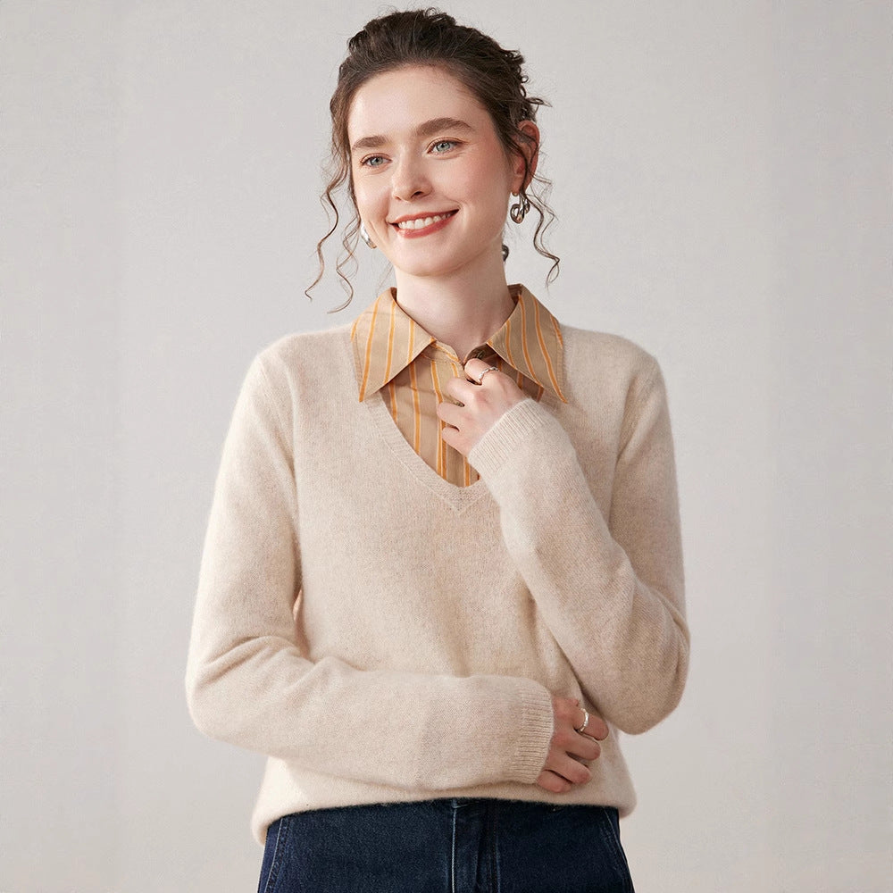 Cashmere V-Neck Plus-Size Sweater – Soft, Free-Fit Warm Base Layer for Women