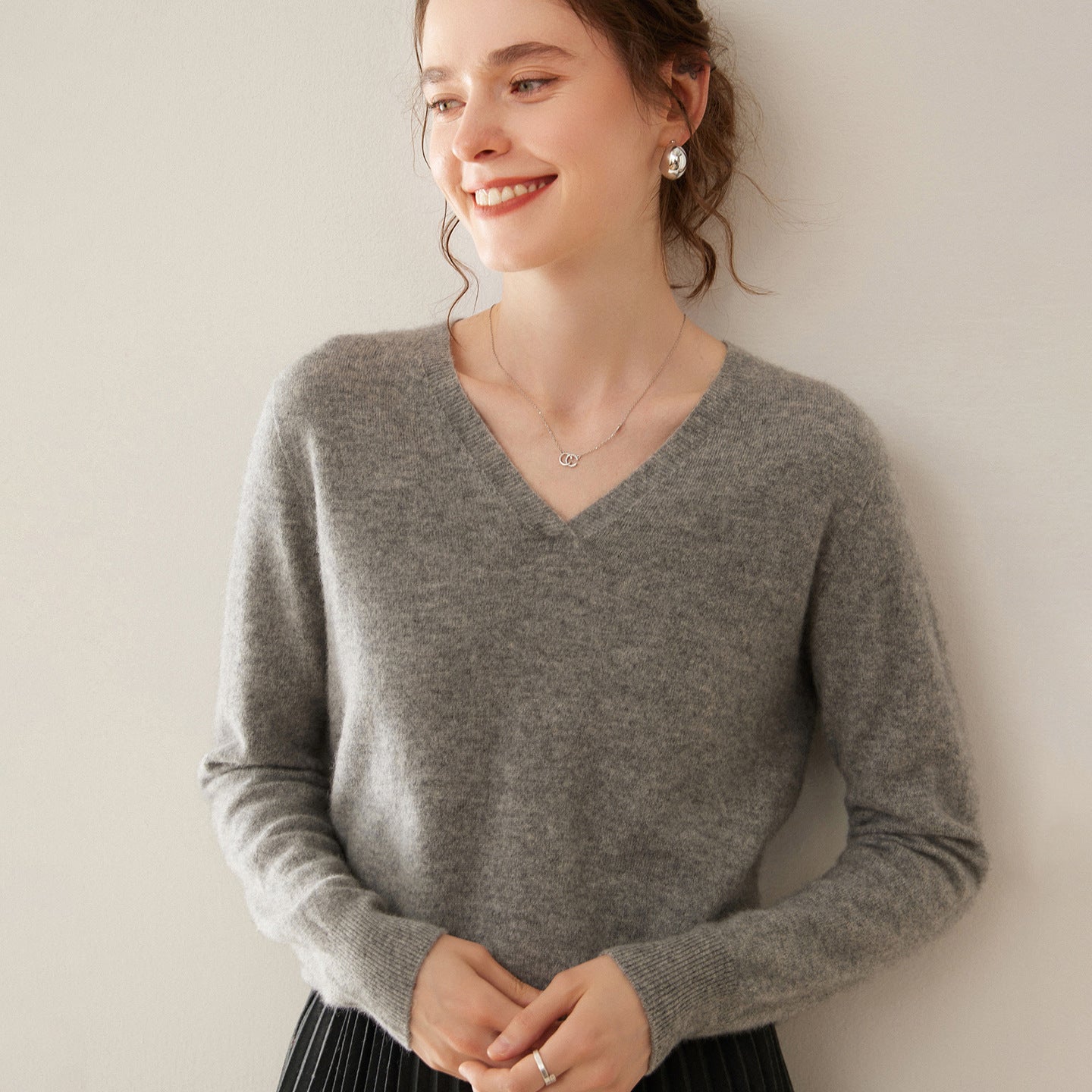 Cashmere Classic V-Neck Essential – Lab-Certified Pure Sophistication - Sainiya Eco Wear