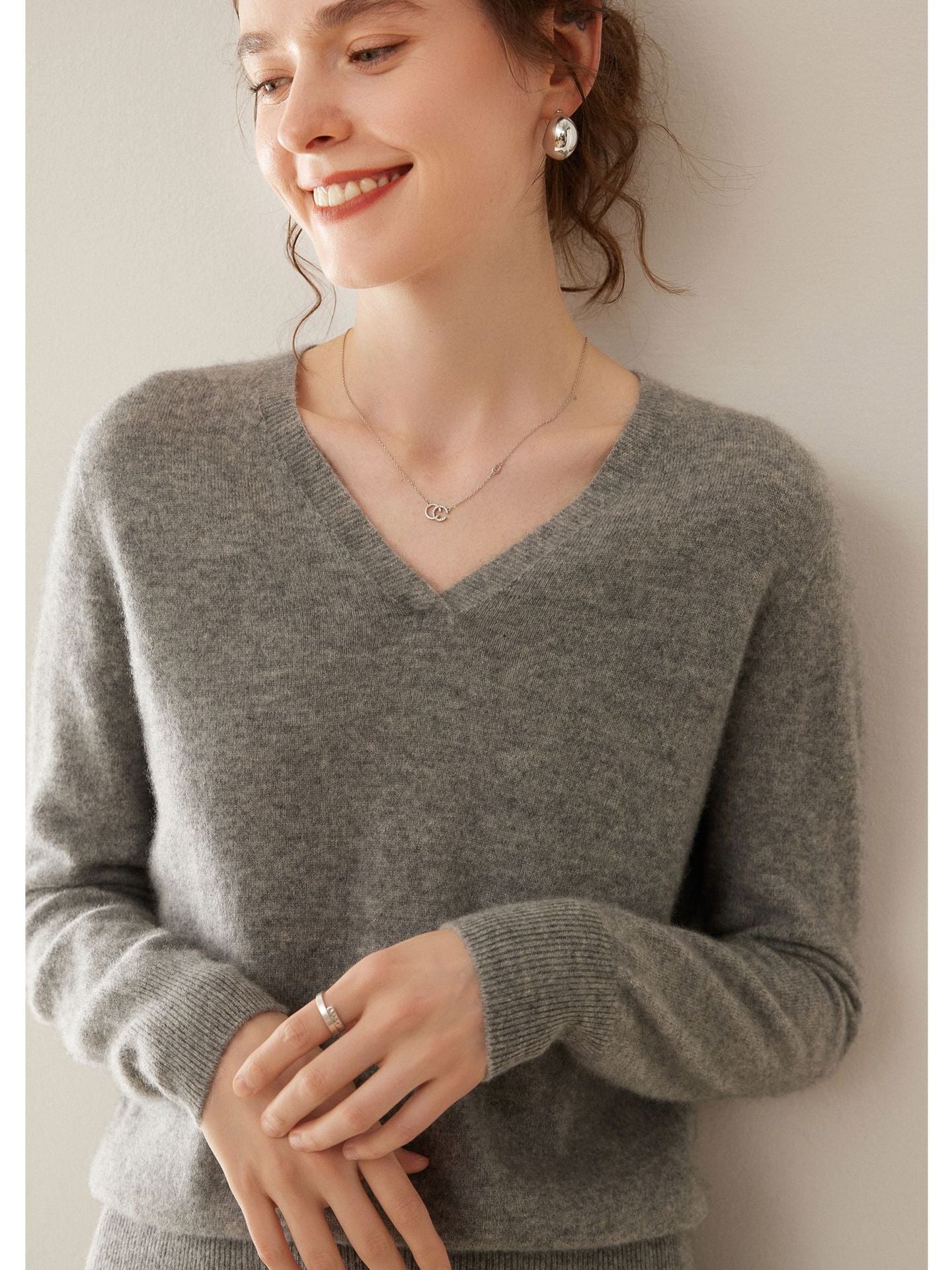 Cashmere Classic V-Neck Essential – Lab-Certified Pure Sophistication - Sainiya Eco Wear