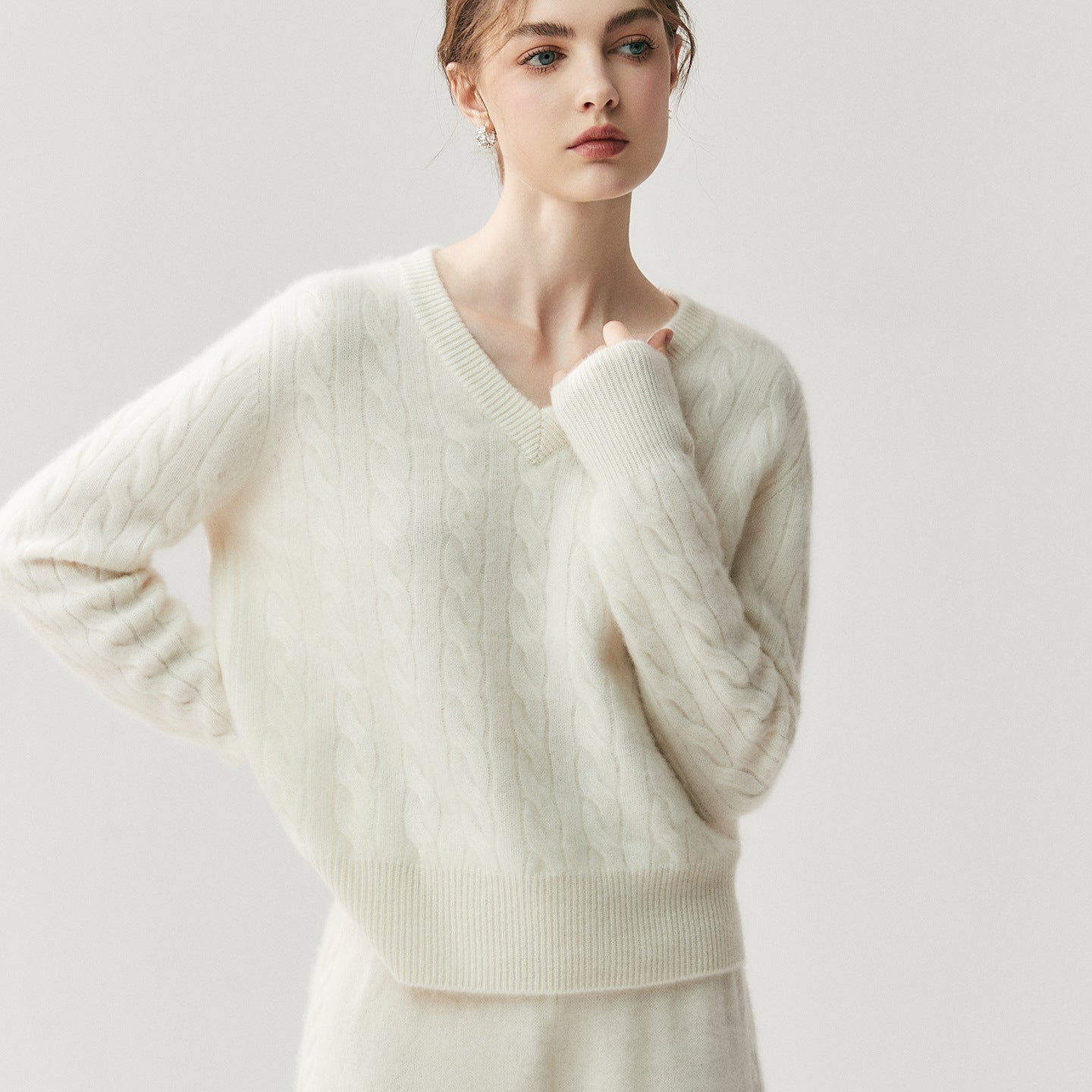 Cashmere Women’s V-Neck Pure Knit Sweater - Sainiya Eco Wear