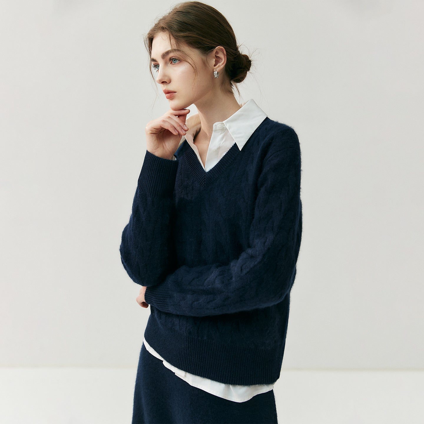 Cashmere Women’s V-Neck Pure Knit Sweater - Sainiya Eco Wear