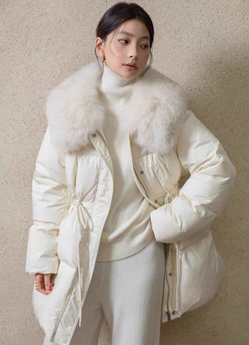High-End Fox Fur Collar, Waist-Cinching, Mid-Length, White Duck Down